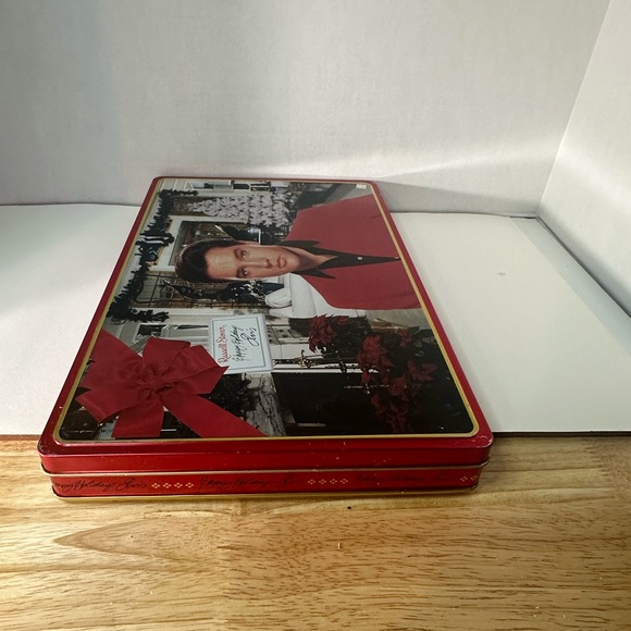 Russell Stover Elvis Presley Christmas Candy Tin Empty Collectible Box - Picture 5 of 7